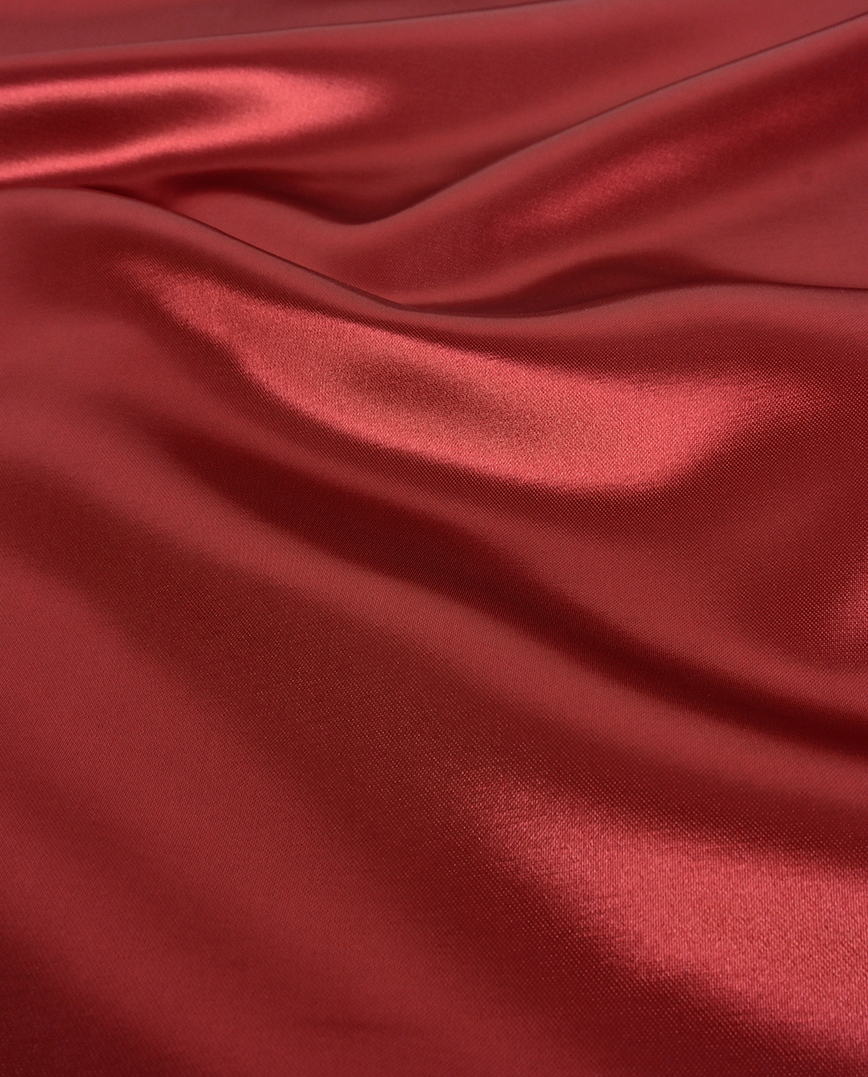 Tissu satin lisse et brillant